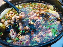 -何师烧烤·香辣蟹·川菜·30年老品牌(太古里旗舰店)