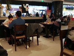 大堂-必胜客(百联又一城店)