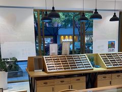 -宝丽眼镜(湖墅店)
