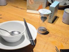 -蜜桃餐厅·伴山(湖滨商业街店)