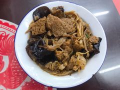 香菇金针菜木耳烤麸-逸桂禾面馆