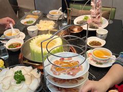 -得意咚瓜·顺德鱼生·冬瓜火锅(深圳首店)