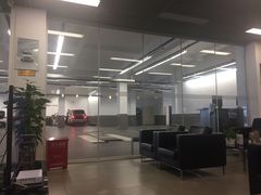 -南宁恒信之星奔驰4S店(西乡塘店)