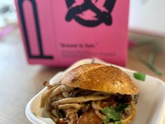 -PAOPAO Bakery&Café(港汇店)