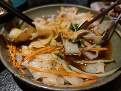 羊毛工镇凉皮-丝路金桃·新疆菜(徐汇店)