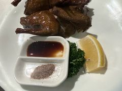 招牌红烧乳鸽-太平馆西餐厅(北京路店)