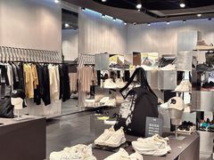 -首创奥特莱斯(西安店)