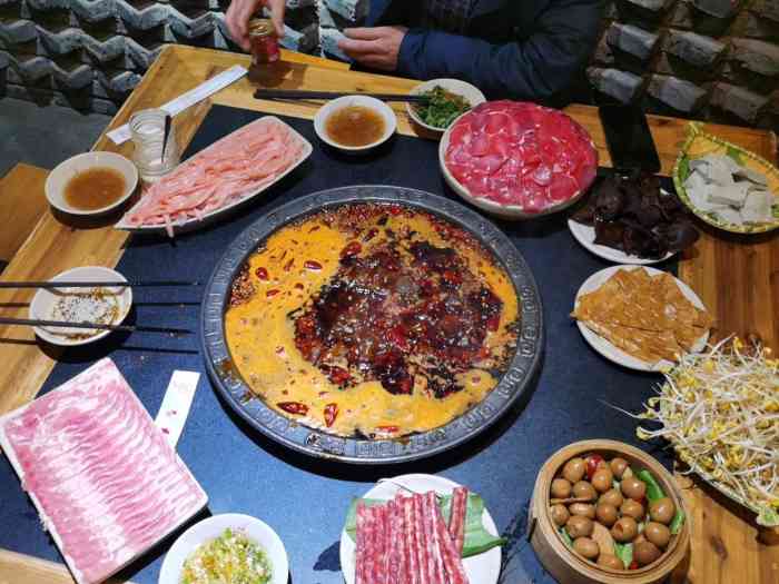 老石匠火锅(普惠店)-"开学前的最后一顿火锅选择在了老石匠火锅,.
