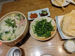 -金孔雀德宏傣味餐馆(魏公村店)