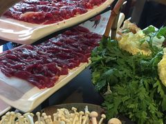 -左庭右院鲜牛肉火锅(金山万达店)