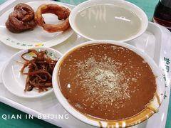 豆汁面茶-护国寺小吃(地安门店)