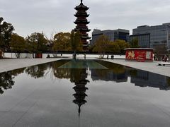 -龙华寺