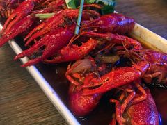 -爱啤精酿·民谣酒馆(滨江店)