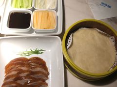 -韵秋荷(宝山龙湖天街店)