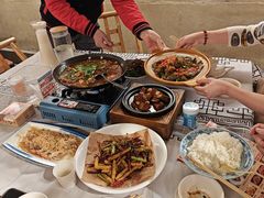 -霄汉牛三鲜湖北砂锅菜(万松园2店)