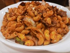 乾炒牛河-喜莲咖啡