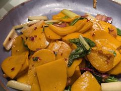 -客家大院·非遗赣南客家菜(郁孤台店)