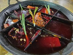 -正南齊北重庆老火锅(光华村直营店)
