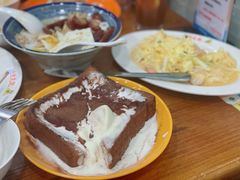 招牌漏奶华-澳门陈光记烧味饭店(南京德基广场店)