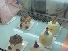 -山与蓝·轻糖鲜果蛋糕(勒泰店)