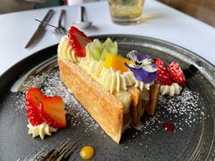 拿破仑蛋糕配新鲜草莓-Kathleen's Waitan 凯圣琳江景西餐厅(外滩店)