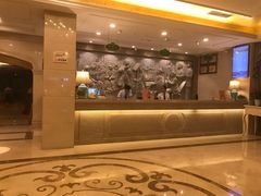 -维也纳酒店(成都春熙路李家沱地铁站店)