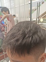 -侨治发型