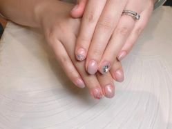 -沫儿·美甲美睫·半永久·皮肤管理