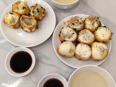 -老西白点心店