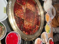 -周小明火锅(黑金冠社区店)