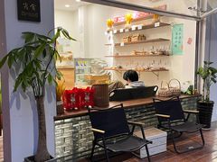 -雀食面包店(钟楼店)