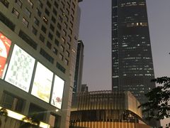 -港丽餐厅(高德置地店)