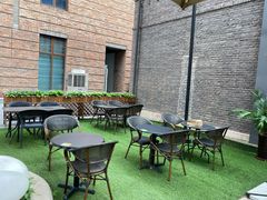 -麦落精酿啤酒餐吧(先农大院店)