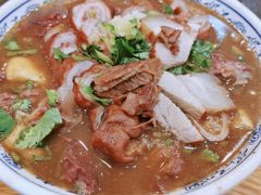 精品卤煮-门框胡同百年卤煮(新街口店)