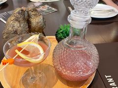 -Chom Cafe and Restaurant