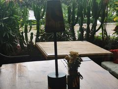 -酤居湖景音乐餐吧(安宁店)