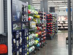 -迪卡侬(西华店)