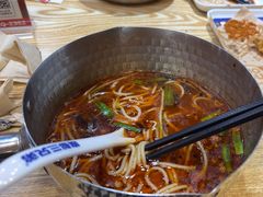 -魔都三兄弟酸辣粉·蘸卤炸串(虹桥万科店)
