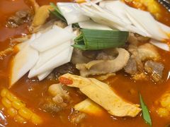 襄阳砂锅牛三鲜-莲餐厅·湖北菜·藕汤是头牌(愚园路店)