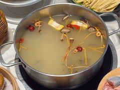 -煲王粤菜餐厅(中侨中心店)