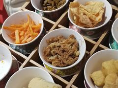 -鸡遇虾煲干锅火锅(小寨金莎店)