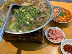 -谢老五跷脚牛肉·非遗传承店
