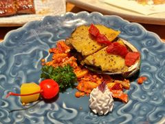 炙烧鲍鱼佐红油慕斯朵-味见·荣家(亚泰大街店)