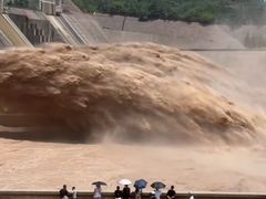 -黄河小浪底水利枢纽风景区