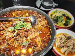 -麻六记(凤凰汇店)