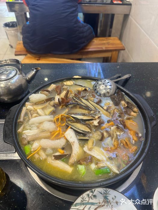 草墩罗非鱼庄•野生菌•腊排骨(七星街上段店)图片