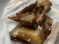 盐焗乳鸽-龙坛美食店