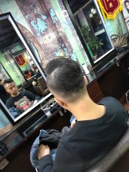 -乾健·烫染·接发SALON