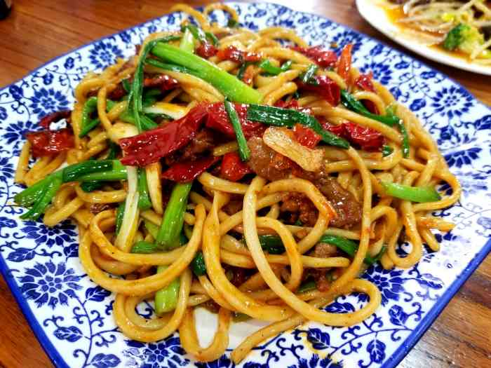 托克逊拌面-"作为一个在咸阳的新疆人,真的是心血来潮的.