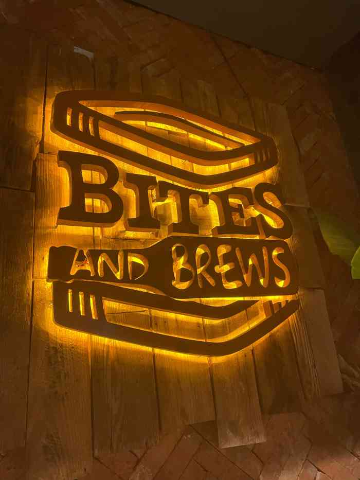bites&brews(世纪汇店)-"周末找了个吃西餐的时候.天超级冷,这个.
